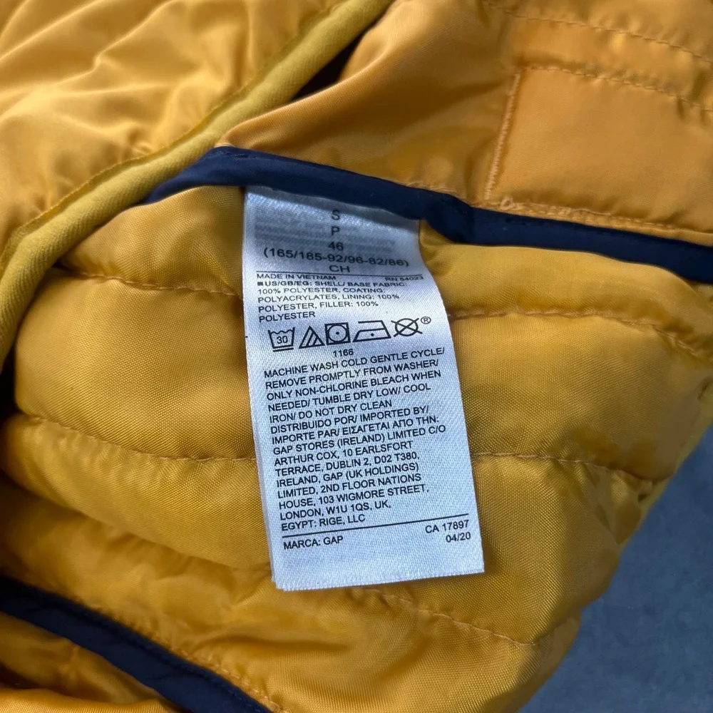GAP Cold‎ Control Puffer Jacket Men's Size Small Navy Yellow Water Resistant